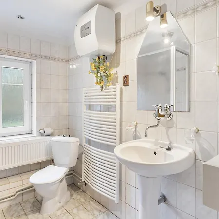 Hébergement de vacances Polzov By Interhome Mokry Lom