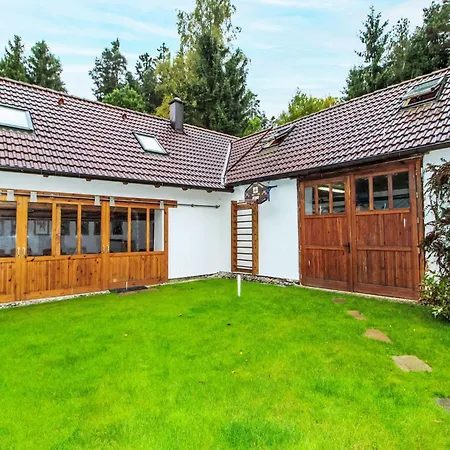 Polzov By Interhome * Mokry Lom